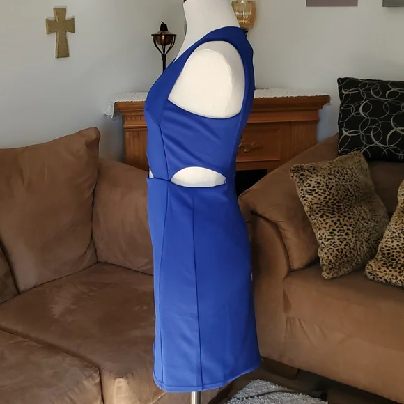 The á Cut Out Bodycon Cobalt Blue Short Dress Size S - Picture 2 of 7